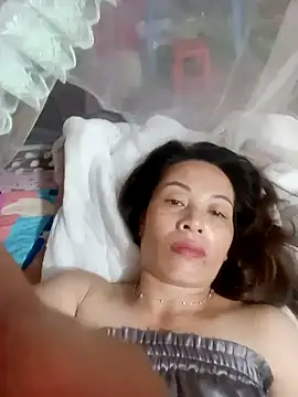 linh  miu online show from September 2025 04:24:01 AM