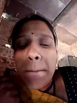 Snapshot of Xx_pooja chatting on November 2025 05:18:02 AM Xx pooja online show from November 2025 05:18:02 AM