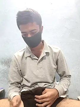 GirlsCrush  online show from October 2025 07:15:02 PM