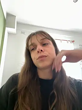 LittleJulietta online show from September 2025 06:31:02 PM