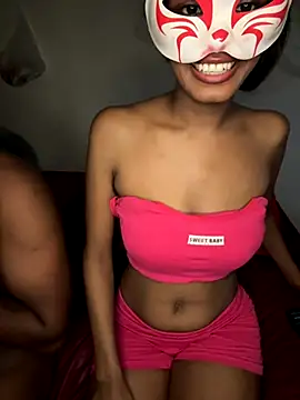 Snapshot of Zane_Loya chatting on October 2025 05:21:01 PM Zane Loya online show from October 2025 05:21:01 PM