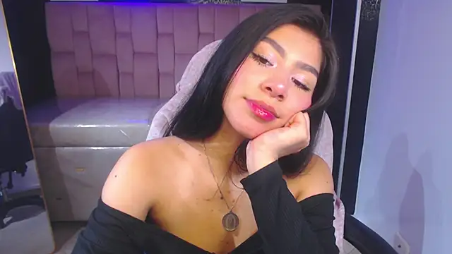 Melanny b  online show from September 2025 07:48:01 PM