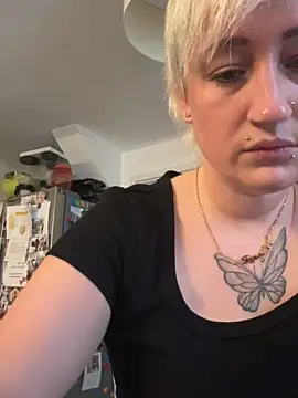 Rozendefotz online show from October 2025 06:35:02 AM