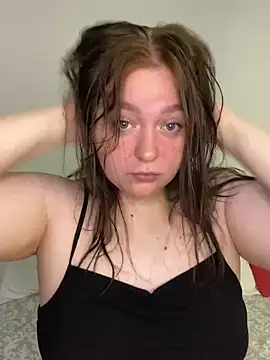 SoniaNovara online show from September 2025 05:18:02 PM