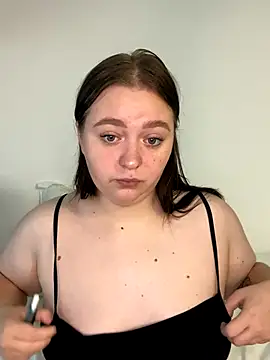 SoniaNovara online show from October 2025 01:08:02 PM