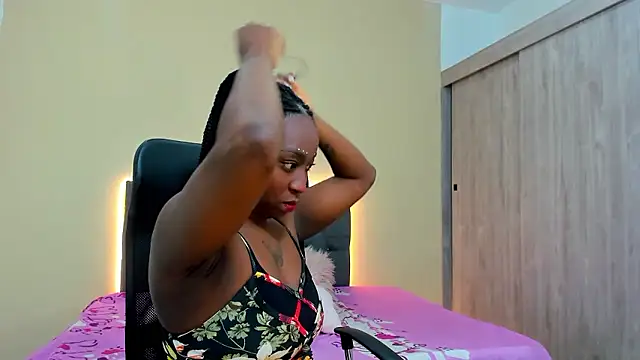 AndreaRossii1 online show from September 2025 11:43:01 AM