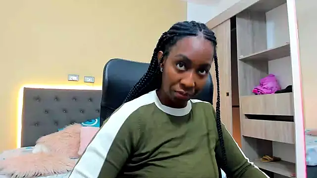 AndreaRossii1 online show from September 2025 11:44:02 AM