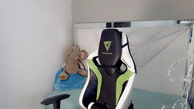 Austin col  online show from October 2025 01:18:02 PM