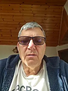 Martintxu1959 online show from September 2025 12:40:01 PM