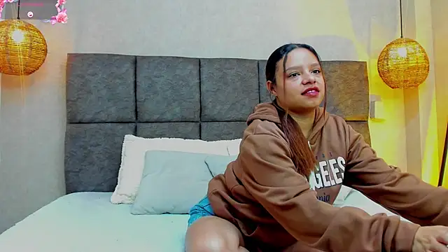 lucia watson online show from September 2025 12:16:01 PM