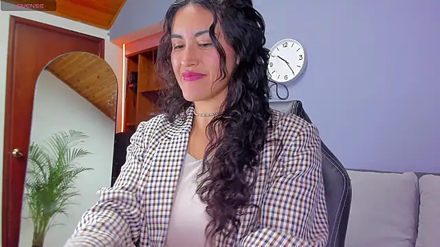 MeridaFox  online show from September 2025 05:16:02 PM