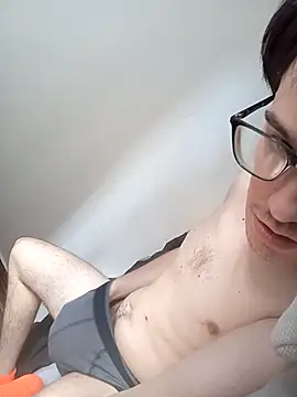 Snapshot of oscartres chatting on October 2025 02:06:02 PM oscartres online show from October 2025 02:06:02 PM