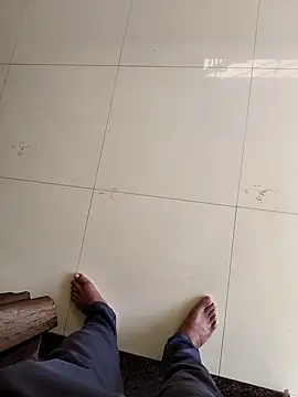 Snapshot of Rk3BULL chatting on September 2025 08:51:02 AM Rk3BULL online show from September 2025 08:51:02 AM