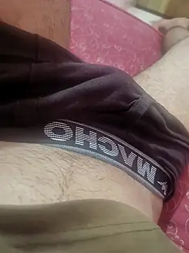 Snapshot of Rk3BULL chatting on October 2025 05:00:01 PM Rk3BULL online show from October 2025 05:00:01 PM