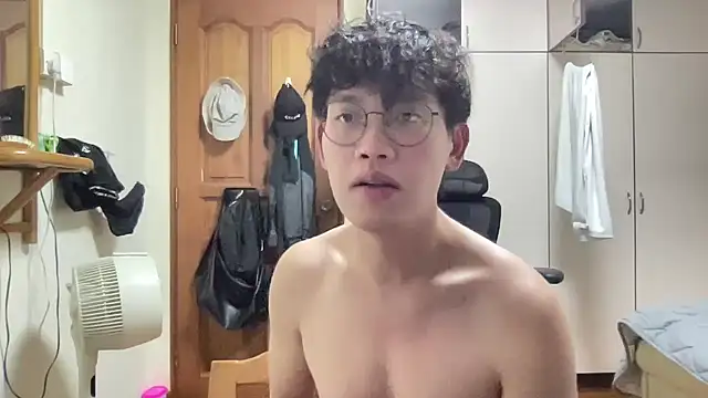 Passionatetwink2 online show from October 2025 11:32:02 AM