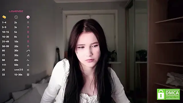 DelphaDivenere online show from September 2025 07:02:02 PM