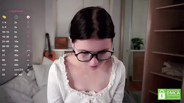 DelphaDivenere online show from September 2025 06:41:02 PM