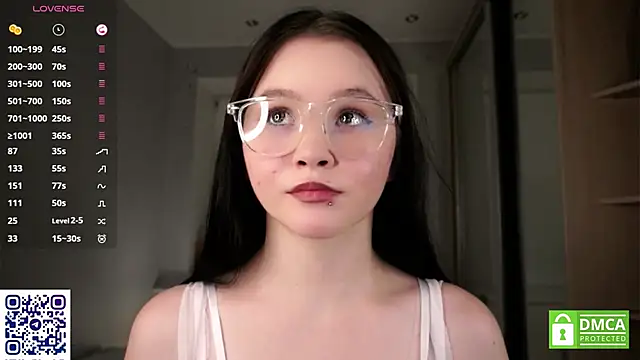 DelphaDivenere online show from October 2025 05:36:02 PM