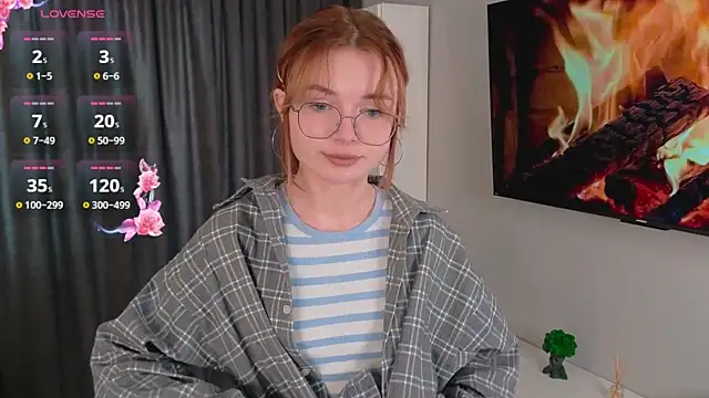 Snapshot of Susan_Gardner chatting on October 2025 09:01:01 AM Susan Gardner online show from October 2025 09:01:01 AM