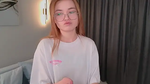 Snapshot of Susan_Gardner chatting on October 2025 06:02:02 AM Susan Gardner online show from October 2025 06:02:02 AM