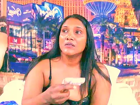 Snapshot of IndianSexyLady4u chatting on September 2025 06:15:02 AM IndianSexyLady4u online show from September 2025 06:15:02 AM