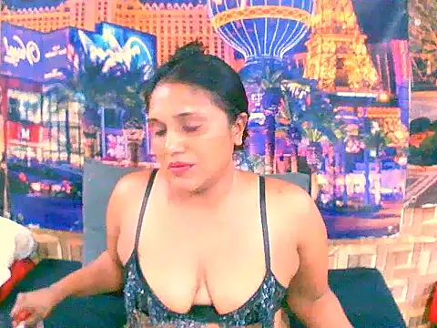 Snapshot of IndianSexyLady4u chatting on October 2025 06:27:02 PM IndianSexyLady4u online show from October 2025 06:27:02 PM