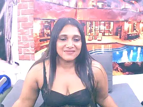 Snapshot of IndianSexyLady4u chatting on November 2025 03:25:01 PM IndianSexyLady4u online show from November 2025 03:25:01 PM