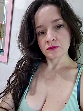 Snapshot of _anita_rojas chatting on November 2025 12:55:01 PM anita rojas online show from November 2025 12:55:01 PM