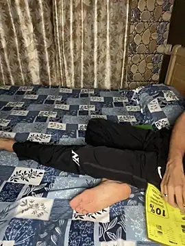 SIZZLER 1100 online show from September 2025 09:09:02 PM