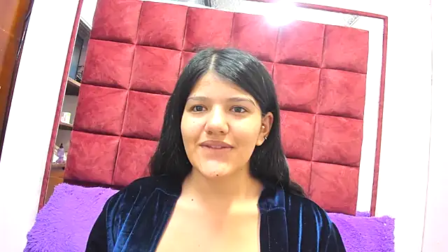 Snapshot of AANGELADIAZZ chatting on October 2025 10:04:01 PM AANGELADIAZZ online show from October 2025 10:04:01 PM