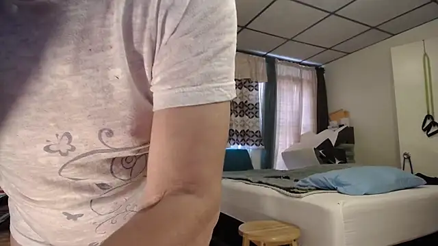 Snapshot of ANALTRAINING4U2 chatting on February 2025 02:35:02 PM ANALTRAINING4U2 online show from February 2025 02:35:02 PM