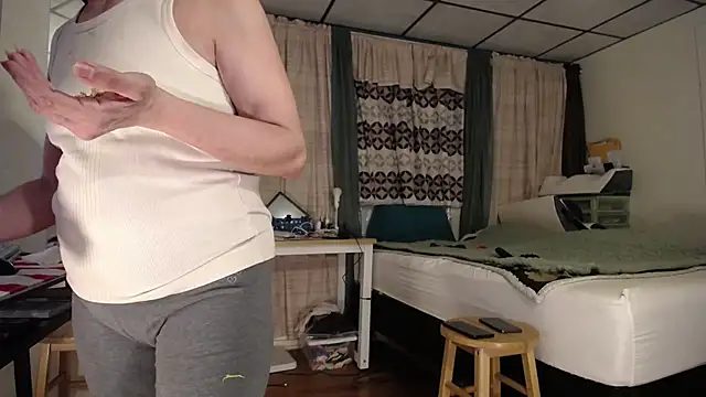 Snapshot of ANALTRAINING4U2 chatting on March 2025 04:37:02 AM ANALTRAINING4U2 online show from March 2025 04:37:02 AM