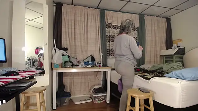 Snapshot of ANALTRAINING4U2 chatting on March 2025 11:42:01 PM ANALTRAINING4U2 online show from March 2025 11:42:01 PM