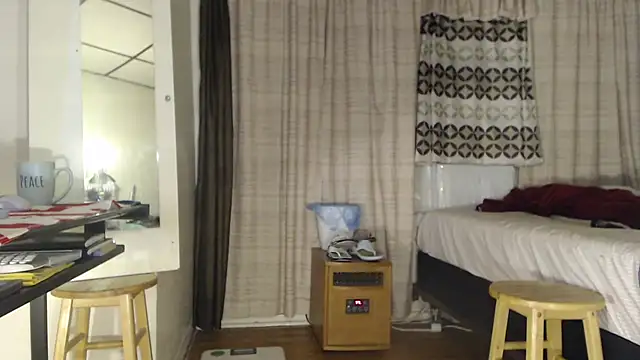 Snapshot of ANALTRAINING4U2 chatting on October 2025 04:04:01 AM ANALTRAINING4U2 online show from October 2025 04:04:01 AM