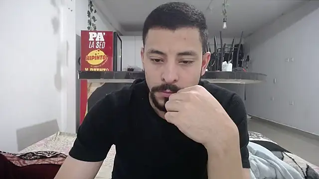 yohacriss online show from September 2025 03:40:01 AM