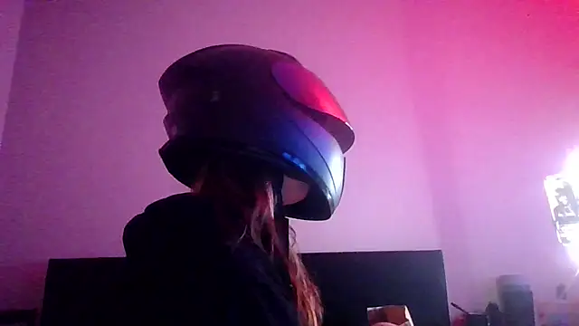 EmeraldVixxxen online show from September 2025 03:41:01 AM
