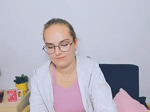 AliceCrazy69 online show from October 2025 08:16:02 PM