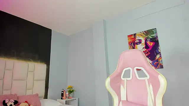 Snapshot of SammyRose_ chatting on October 2025 08:18:02 PM SammyRose online show from October 2025 08:18:02 PM