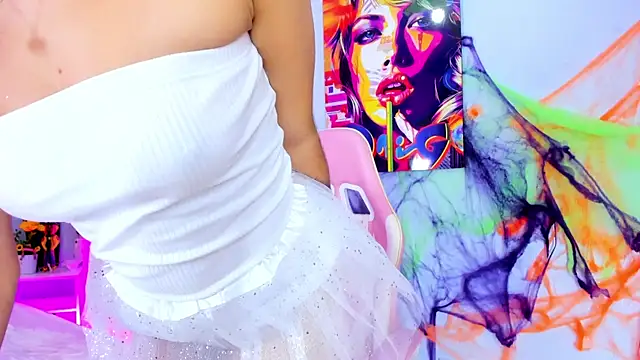 Snapshot of SammyRose_ chatting on October 2025 08:10:01 PM SammyRose online show from October 2025 08:10:01 PM