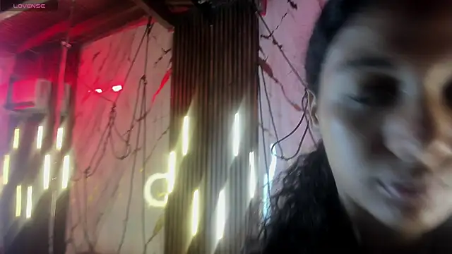 Snapshot of VictoriaDuart chatting on November 2025 08:11:01 PM VictoriaDuart online show from November 2025 08:11:01 PM