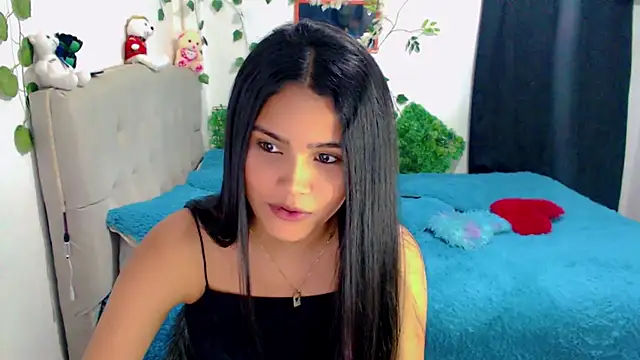 Chiara latina online show from September 2025 09:16:02 PM