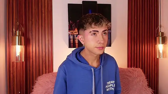 NoahXitrux online show from September 2025 12:59:02 PM