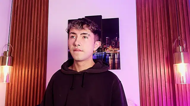 NoahXitrux online show from September 2025 01:12:02 PM