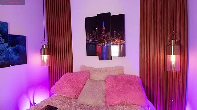 Snapshot of NoahXitrux chatting on September 2025 12:54:01 PM NoahXitrux online show from September 2025 12:54:01 PM