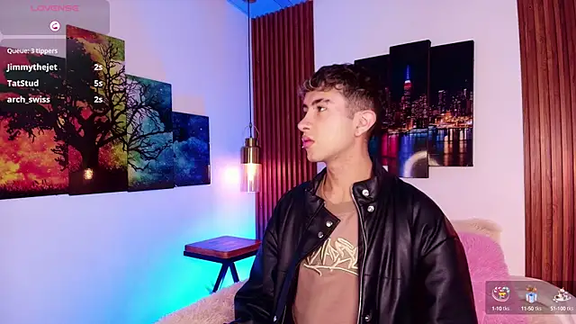 Snapshot of NoahXitrux chatting on October 2025 12:45:02 PM NoahXitrux online show from October 2025 12:45:02 PM