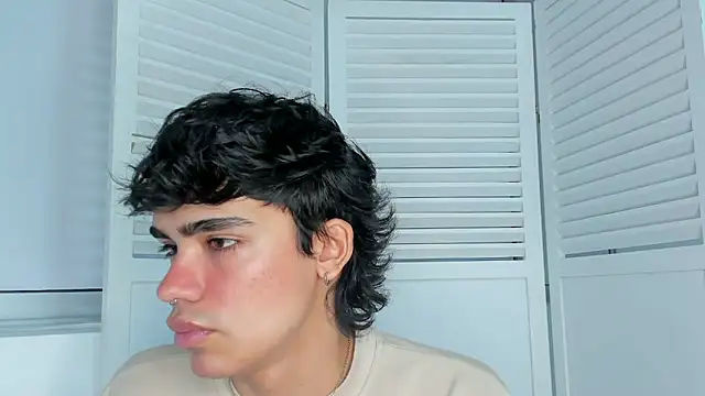 Snapshot of JoeCollins_ chatting on November 2025 10:54:02 PM JoeCollins online show from November 2025 10:54:02 PM