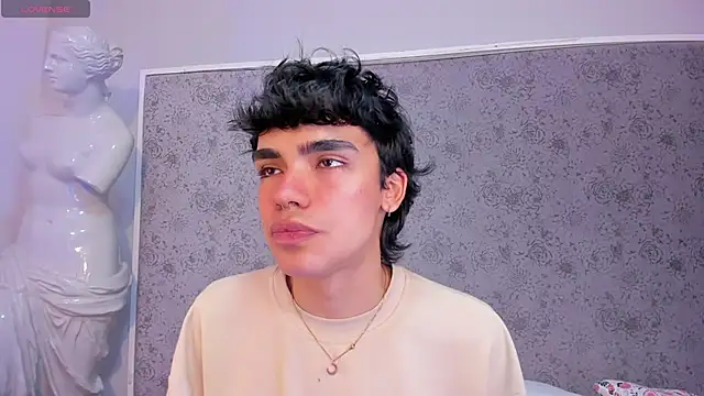 Snapshot of JoeCollins_ chatting on November 2025 03:49:01 AM JoeCollins online show from November 2025 03:49:01 AM