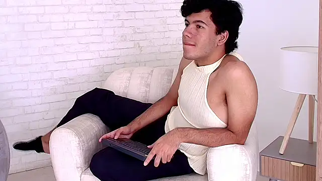 E R O S  online show from September 2025 01:05:02 PM