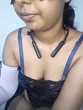 sexy-Ashu online show from September 2025 04:44:01 AM