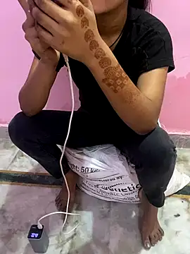 Student girl2 online show from November 2025 05:20:02 AM